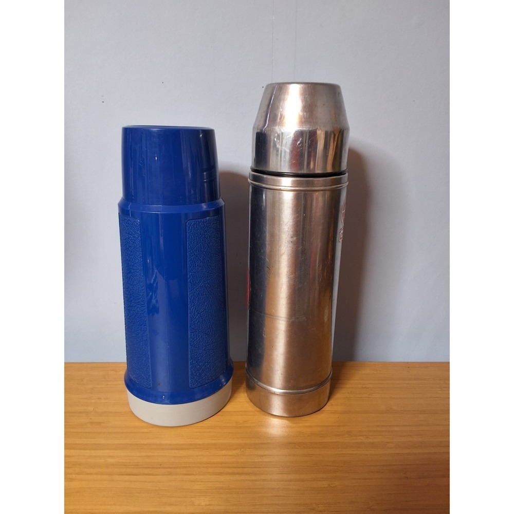 Vintage Pair Of Thermoses, Unbreakable Uno-Vac & Blue Plastic Thermos. Lot Of 2 - Picture 2 of 11